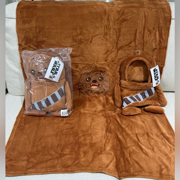 Star Wars Other - Disney Star Wars Chewbacca Plush Toddler Blanket Size 30X40 NWT
